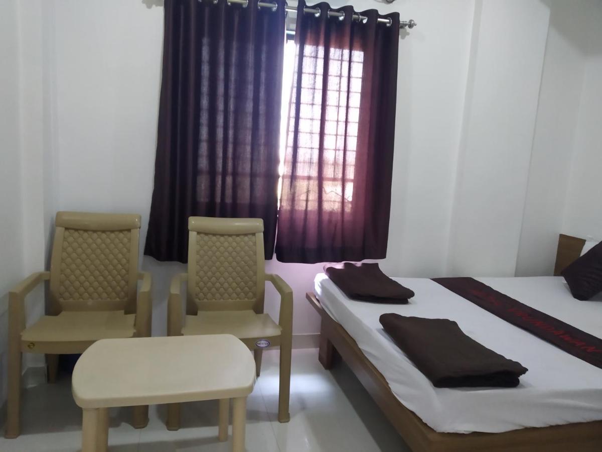 Hotel Vrundavan Pune Exterior foto